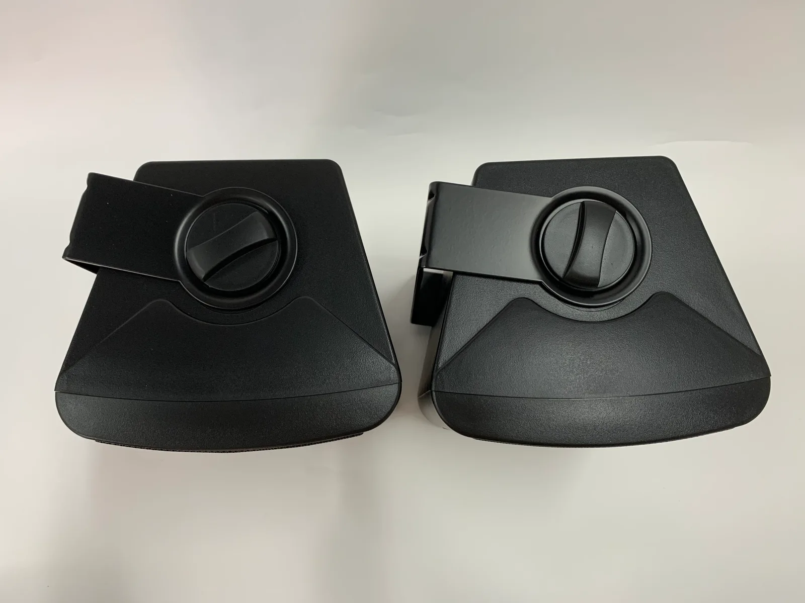 EC-404B 4" 2*20W Active Wall Mount Speaker in black 3