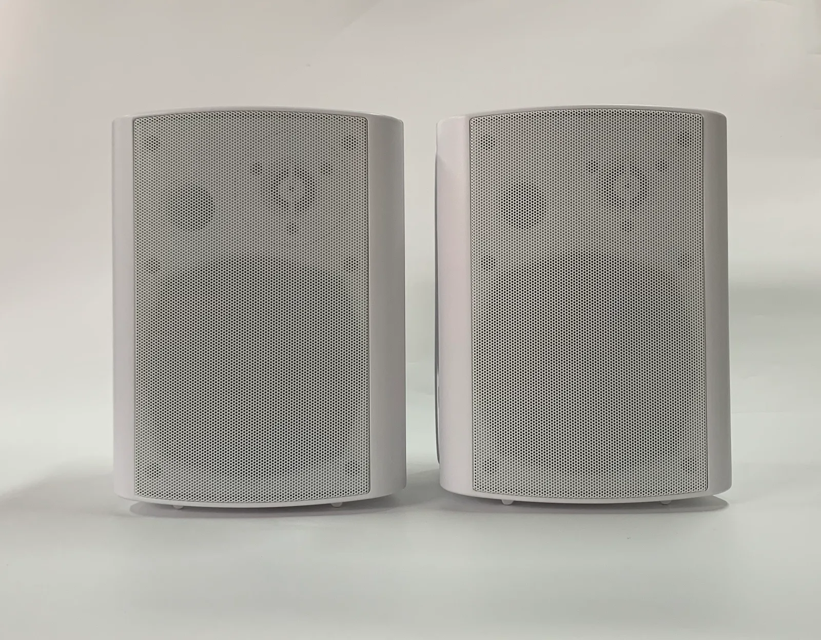 EC-404W 4" 2*20W Active Wall Mount Speaker in white 3
